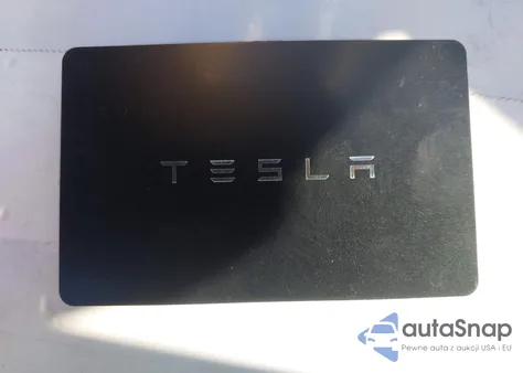 2026 Tesla Model Y Long Range Dual Motor All-Wheel Drive из США, поврежденный, VIN 7SAYGDED9TA490011